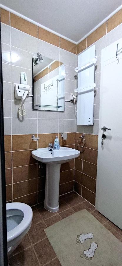 Apartman Temida Lux วรินรัชกา บานยา ภายนอก รูปภาพ